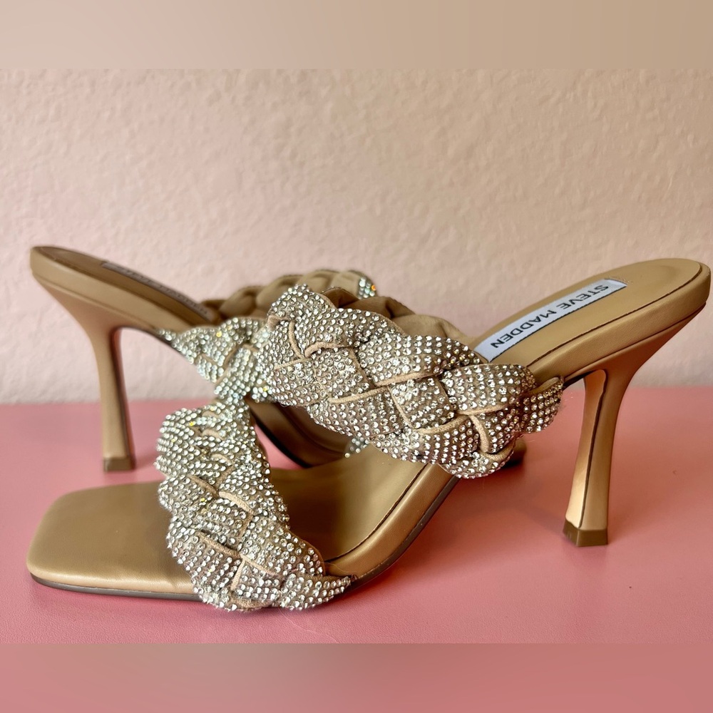Steve Madden Dymes Heeled Sandals - Picture 15 of 16